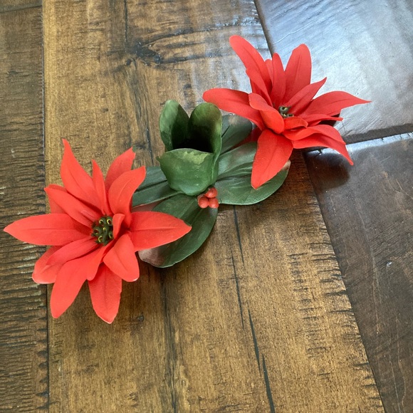 Capodimonte Christmas Double Poinsettia Candle Holder, vintage 🎄 - Picture 4 of 13